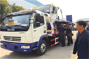 利通汽车道路救援拖车价格